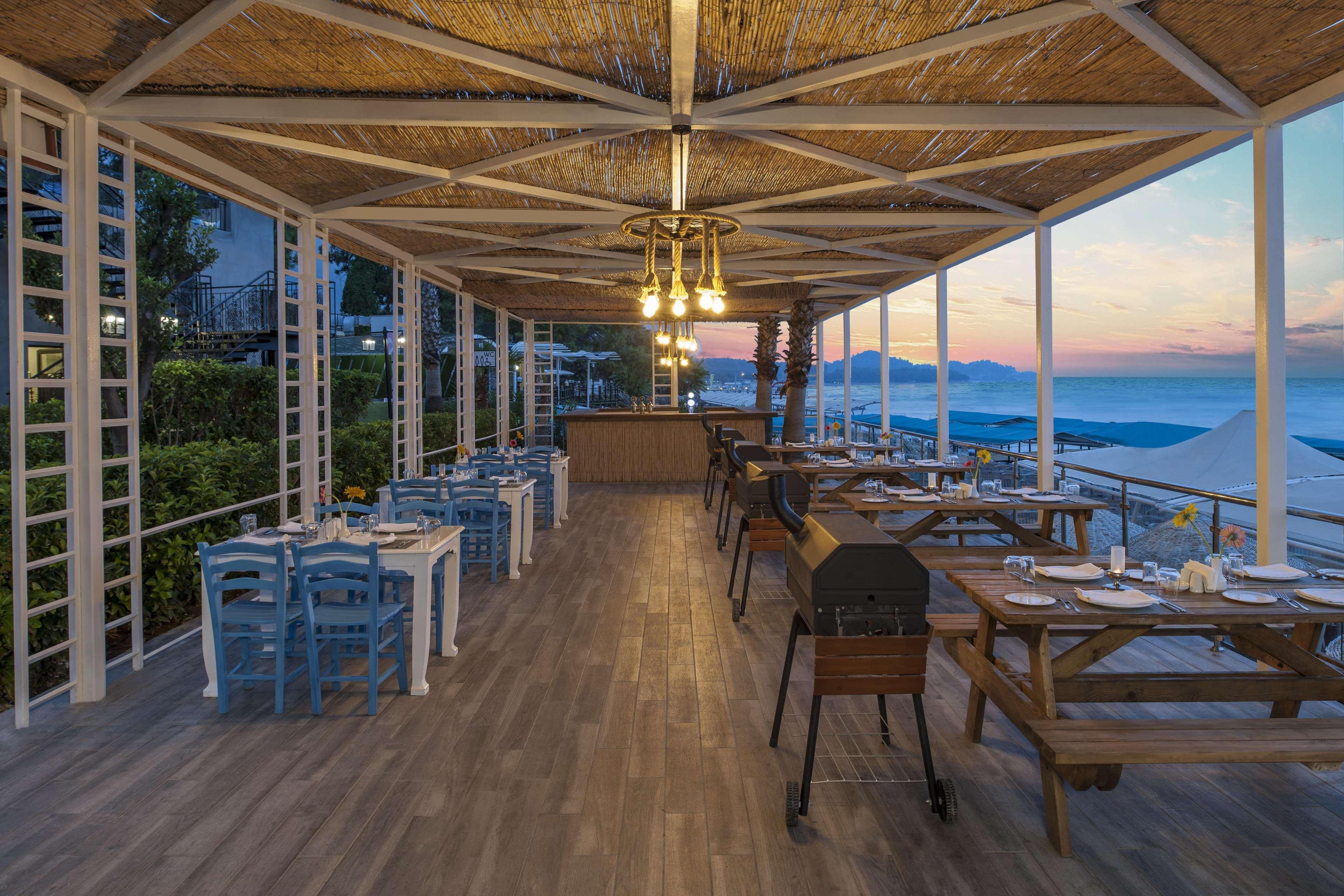 אתר נופש Doubletree By Hilton Antalya-kemer 5*