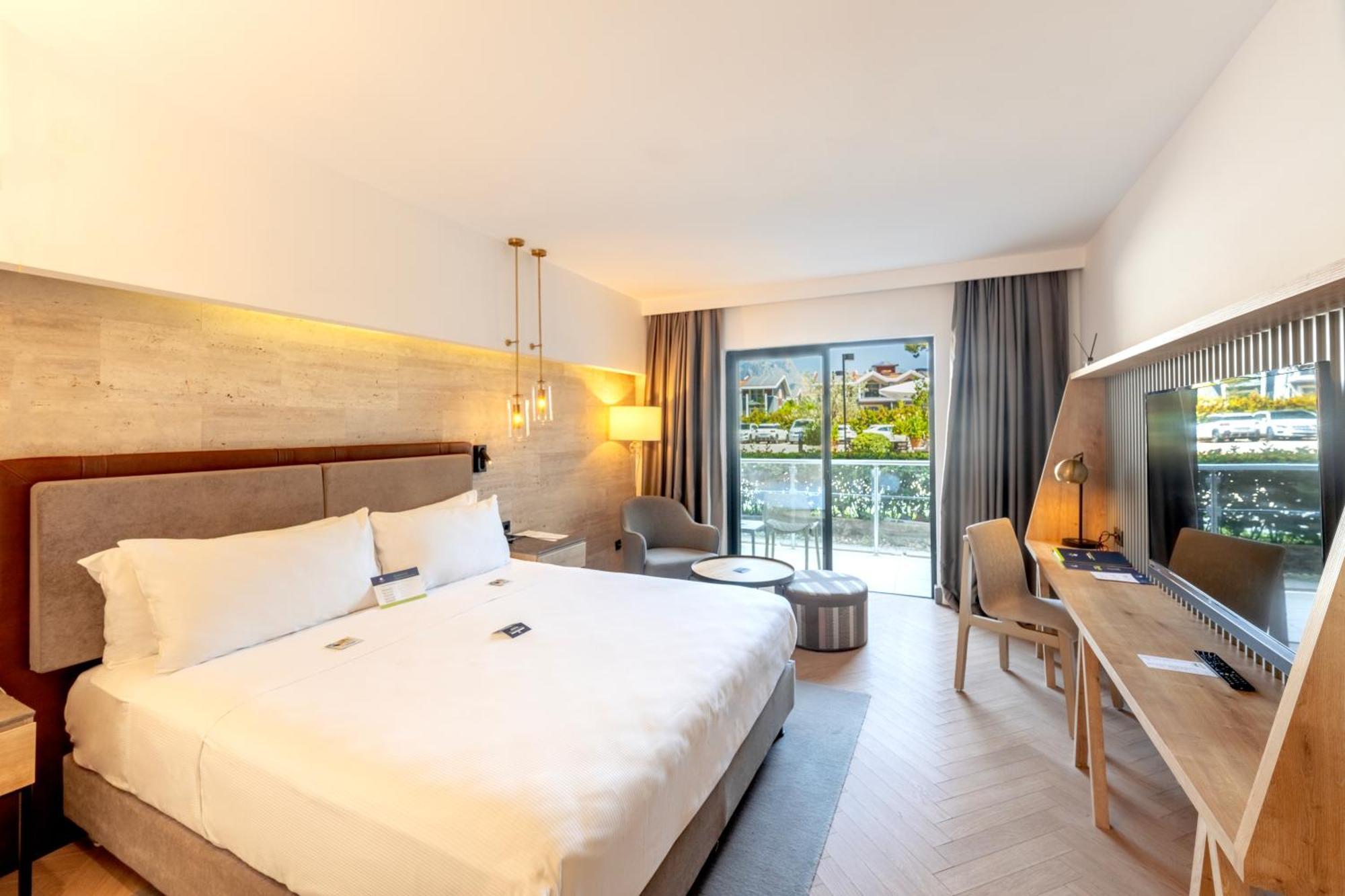 Doubletree By Hilton Antalya-kemer